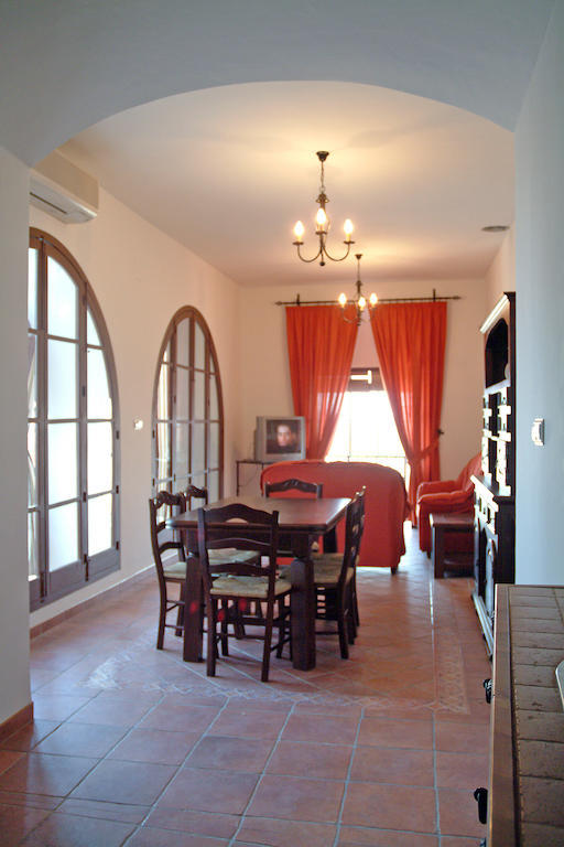 Casa Maika Hotel Монторо Екстериор снимка